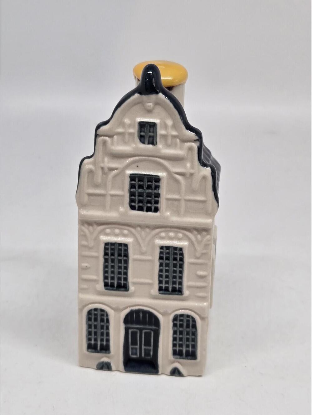 KLM Blue Delft House #21 by BOLS Royal Distilleries Holland